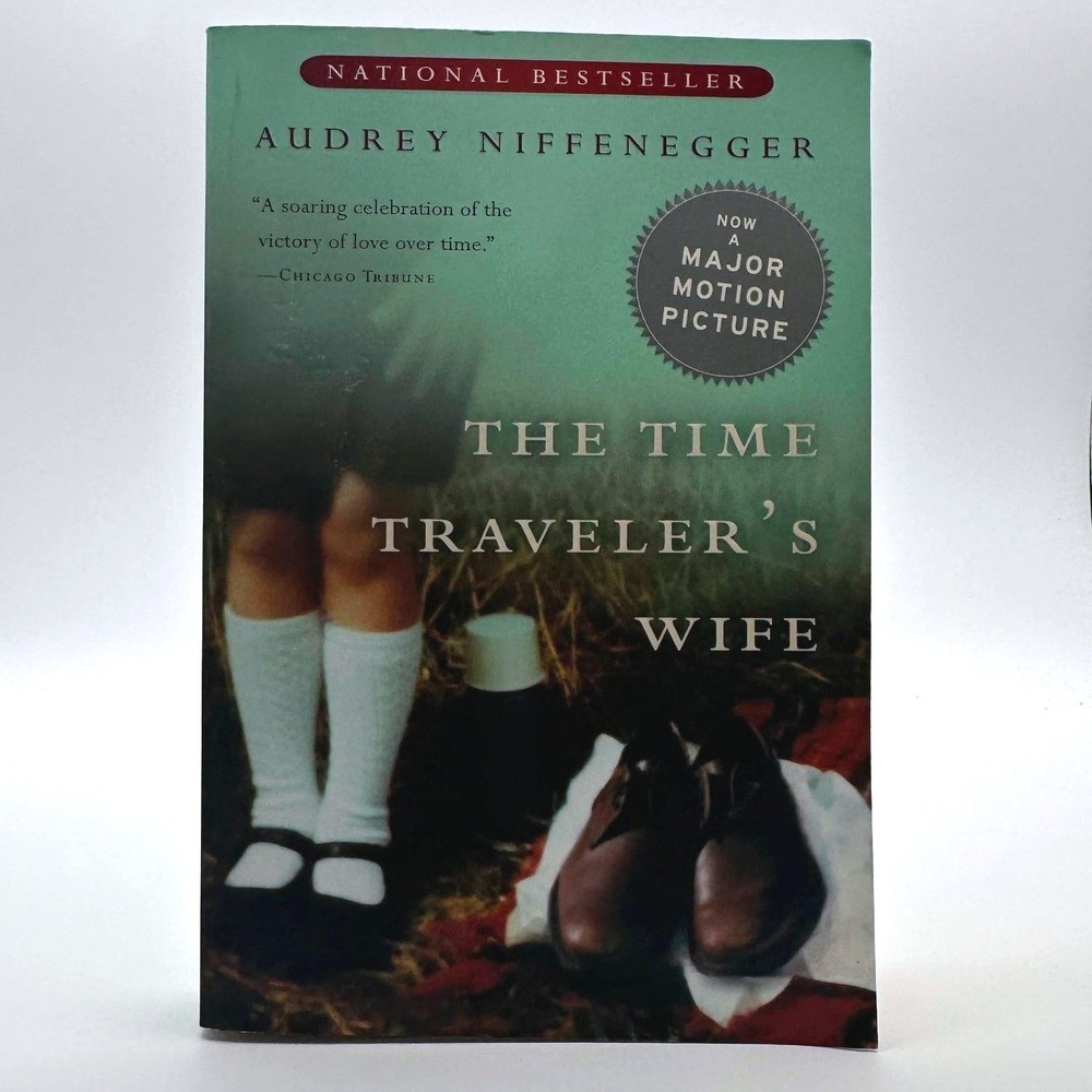 The Time Traveler's Wife Audrey Niffenegger Paperback 2004 First Harvest Edition